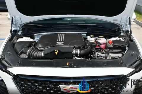 都市轻奢新风尚?颜值之下,凯迪拉克GT4实力如何?-3