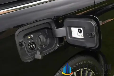 华为乾崑ADS 4+增程动力,2026款岚图梦想家会成为高端MPV新选择?-3