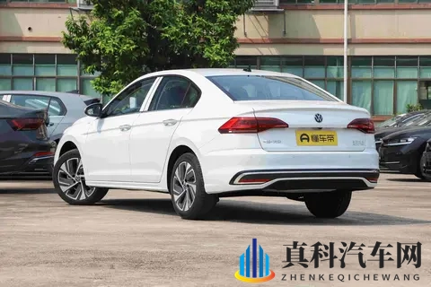 宝来减配不降价,用户直呼上当,合资车真扛不住了?-1