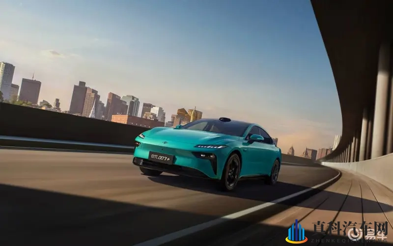 东风奕派eπ007+:既有性能续航,又有智能豪华-1