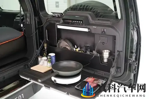 能洗澡的汽车来了，智己LS9开启预售-1