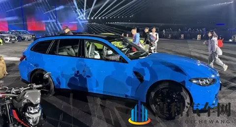 宝马M3旅行版上市，9439万元，比奥迪RS 4贵-1