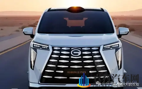 国产埃尔法新款来了，252马力仅10来万起，你想要的，它全都有-2