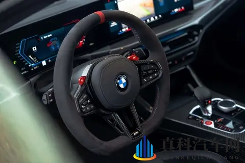 2026 款宝马 M2 CS:百万级后驱猛兽如何炼成?-1