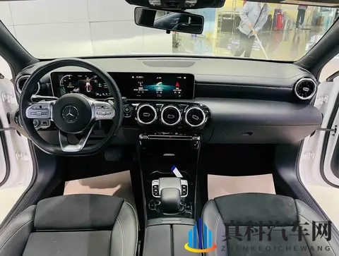 男同Gay野战Gay野战：野外相遇的两位男子,隐秘时光-2