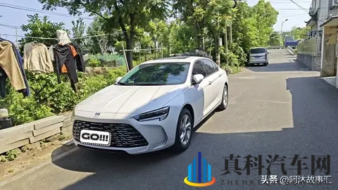 新手女生开君威15T靠谱吗？5个月实测：安全感拉满-1