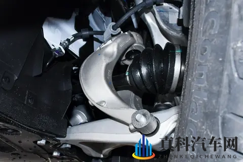 20万级全能SUV,配全时四驱+5年0息,家用再合适不过了-3