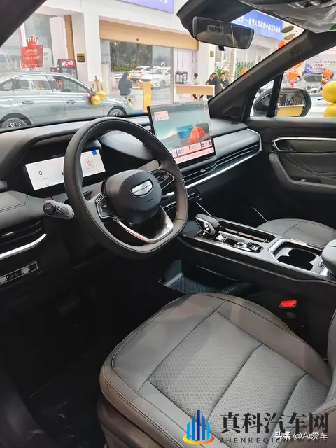 第三代豪越L到店! 新增5座和15T-3