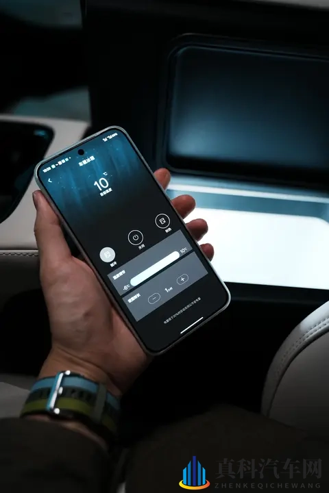 黄色的app下载：汽车生活必备，这款应用让你轻松掌握车市动态-1