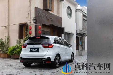 久热久：汽车新宠来袭：这款车型销量飙升，消费者纷纷抢购-2