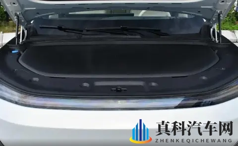 深蓝S09对比领克900：30万预算买哪款更值得？-1