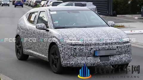 现代IONIQ 3谍照曝光:续航450-600公里,与比亚迪海豚竞争-3