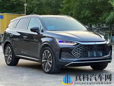 方程豹充电桩事件,盘点比亚迪“天才”设计师,有哪些神来之笔-1