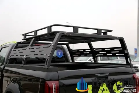 周莹回乡下被爸爸抱回老家:父女归故里,亲情暖心扉-1