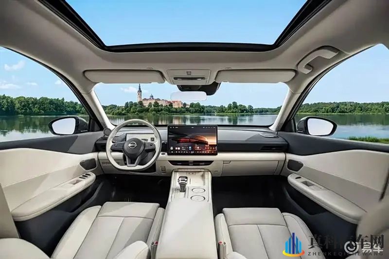 东风日产天籁·鸿蒙座舱内饰首发：全球首款鸿蒙燃油车-1