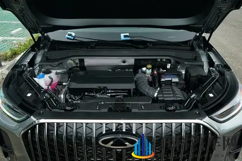 8万、13万、18万！三款闭眼入的SUV，动力猛油耗低家用自驾都完美-3