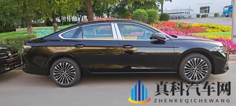 迈腾B9这次改到心坎里!物理键+华为HiCar,17万级合资车首选?-3