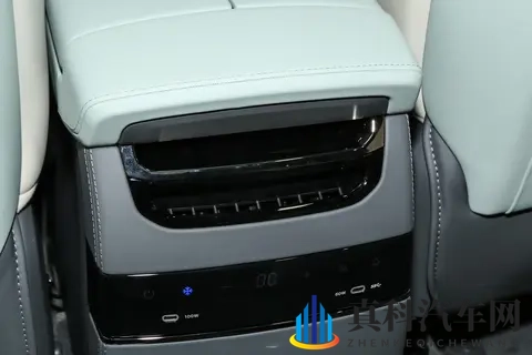 极氪009:家用MPV选它,舒适、安全又省心,全家出行更温馨-2