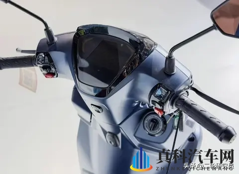 米兰车展爆款！三阳People R Hybrid125踏板车有何过人之处？-3