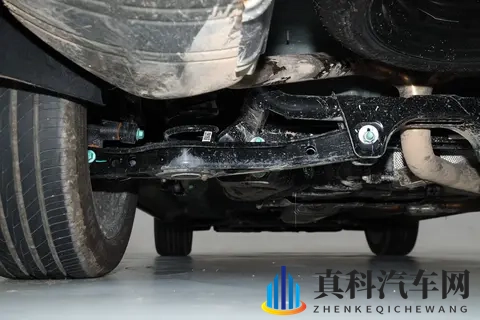 试驾捷途X70L：999万起售，硬核实力派七座SUV-1