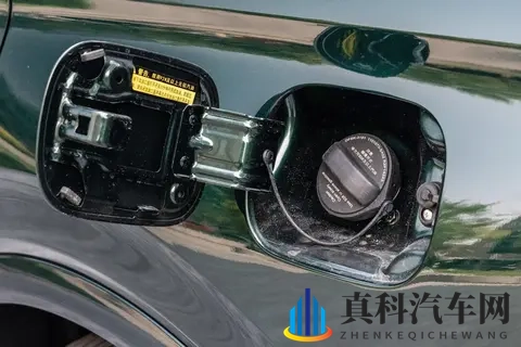 1198万封神！第三代蓝电 E5 PLUS 带着 35 万权益强势破局-2