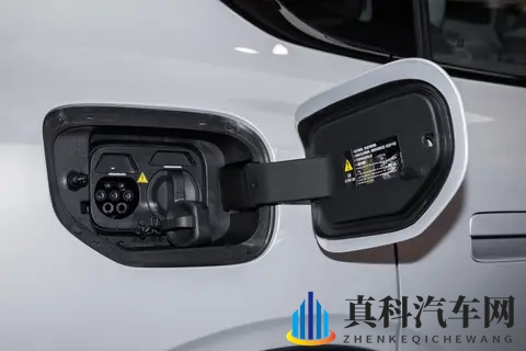 磁流变悬架+激光雷达,1399 万起,深蓝L06要火了?-1