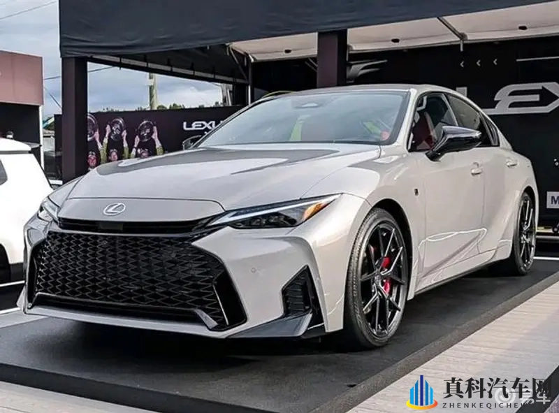 天天射天天日天天干：三大维度解析热门车型制胜秘诀-1