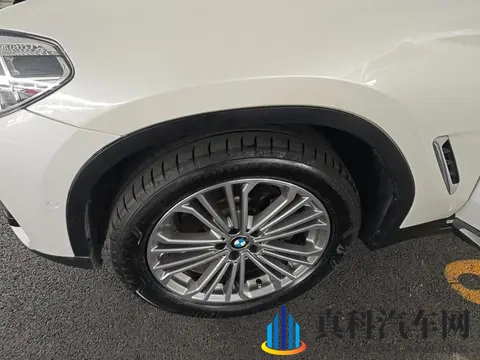 15万多拿下宝马X3，8万公里豪华SUV值不值？-1