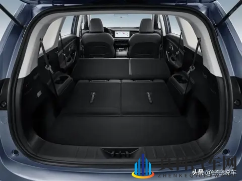 长安推出全新7座SUV，配15T+7DCT，1079万起，这下该火了吧？-1