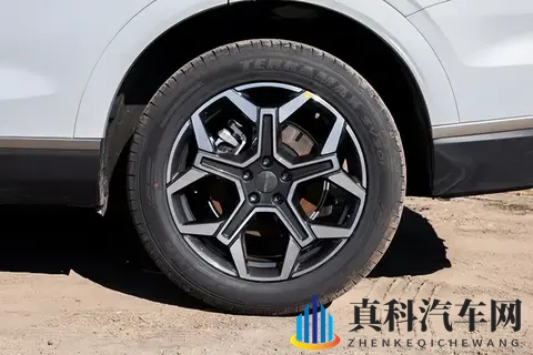 10-14万能买到硬核安全?家用大七座SUV真实测试告诉你答案-3