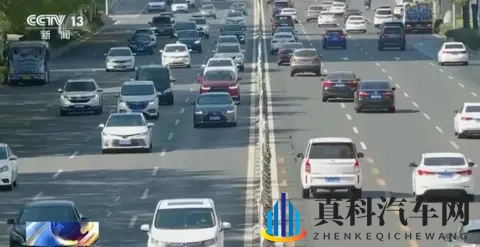 新能源车购置税变卦了，4S店挤爆了，车企慌什么？-1