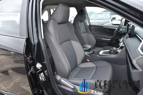 威兰达一款综合实力均衡的车，各配置该怎么选？-3