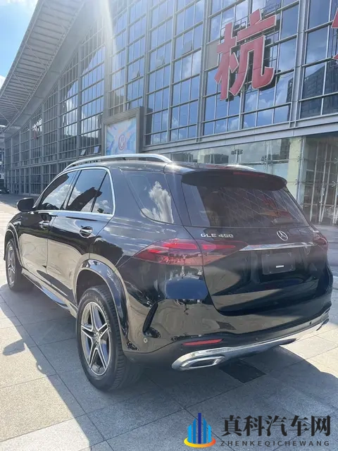 60万拿下准新奔驰GLE450，体验豪华SUV的舒适与性能-2
