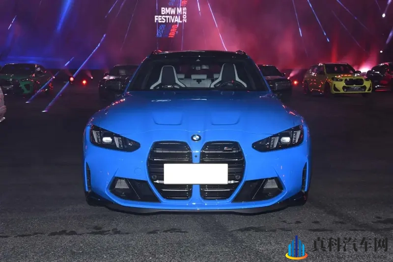 配3.0T双涡轮增压发动机，宝马M3旅行版上新26款！-1