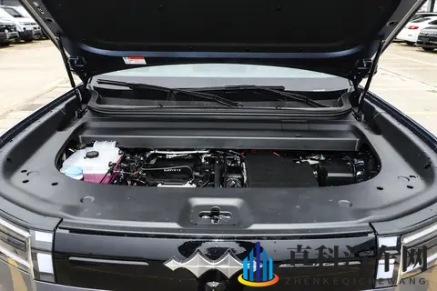 方程豹钛 7 体验：20 万级家庭 SUV 的实用之选-3