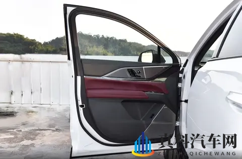 凯迪拉克XT5购车手册,优惠力度达145万元,哪个版本更适合你?-3