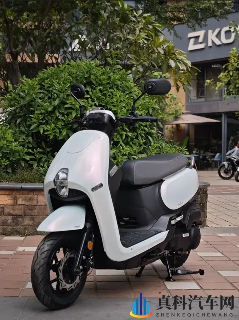 豪爵三阳疯了!万元级平踏杀疯,天价大踏板崩盘预警!-1