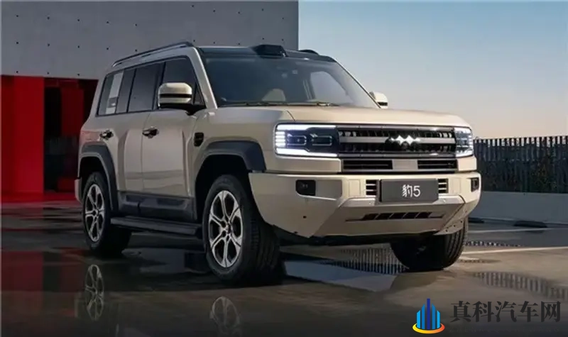 比亚迪产品矩阵又添新成员,豹5长续航版、豹8大五座版登场-1