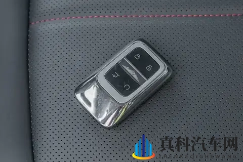 捷途纵横家G700：陆地上的速度与激情，水域中的无畏探险家-3