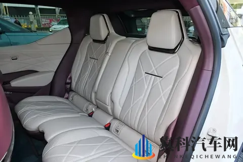 限时价1458万起,提供四座、五座版本,焕新极氪X上市-1