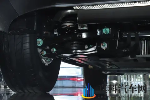 带娃全家游，为什么我会推荐方程豹钛7？这几点让我真香-2