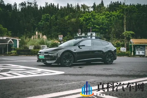奥迪 E5 Sportback往返860公里看雪山，不旅行还叫什么奥迪旅行车-2