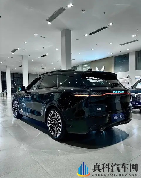 全新岚图FREE开启预售！-1