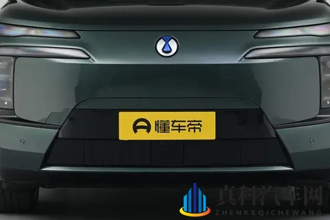 腾势N8L:大六座安全豪华SUV，是家庭出行的理想选择！-2