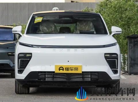 星纪元ET增程版Pro,200km纯电续航+1300km综合续航-2