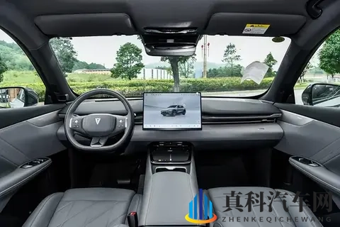 买纯电SUV别只盯续航！这款车在智能、安全、舒适上全面进化！-2