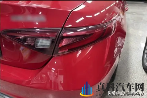 比3系能打,却被说不如BBA?这台意式轿跑凭啥让人为它争破头-3