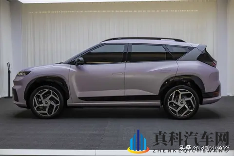 12万级纯电的“安全答案”？EO羿欧品质拆解，家用党可重点看-1