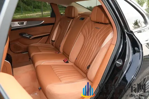 2025 款红旗 H9 改款车型配置差异与场景化选买指南-1