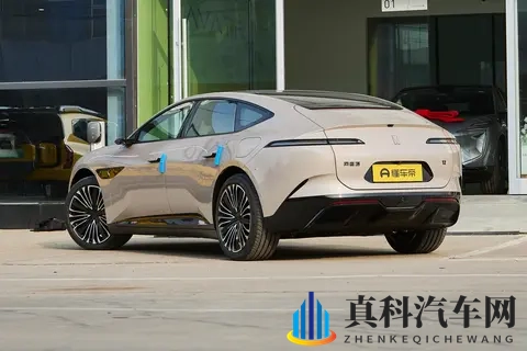 豪华中大型车备选清单必看:阿维塔12 2026款四激光版深度解析-1